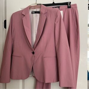 Zara pink dusty rose suit. Blazer and trousers. Size 8 women’s medium
